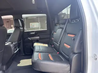2023 GMC Sierra 2500HD 4WD Crew Cab Standard Bed AT4
