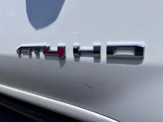 2023 GMC Sierra 2500HD 4WD Crew Cab Standard Bed AT4