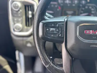 2023 GMC Sierra 2500HD 4WD Crew Cab Standard Bed AT4