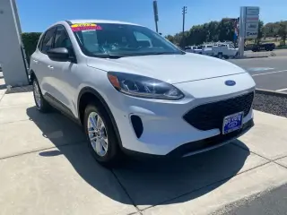 Ford Escape 2022 AWD SE 4dr SUV