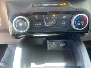Ford Escape 2022 AWD SE 4dr SUV
