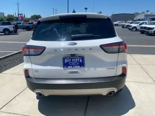 Ford Escape 2022 AWD SE 4dr SUV