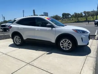 Ford Escape 2022 AWD SE 4dr SUV
