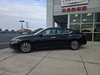 Nissan Altima 2023 2.5 SV 4dr Sedan