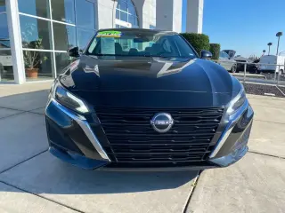Nissan Altima 2023 2.5 SV 4dr Sedan