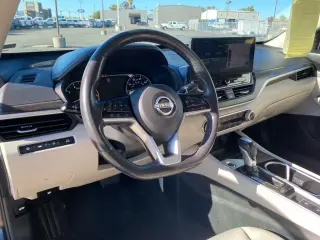 Nissan Altima 2023 2.5 SV 4dr Sedan
