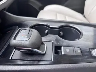 2022 Nissan Rogue SV FWD