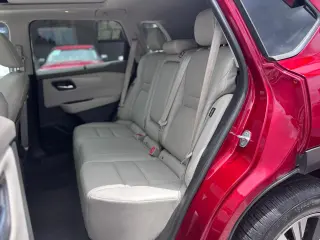 2022 Nissan Rogue SV FWD
