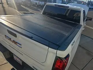 GMC Sierra 1500 2022 4x4 Elevation 4dr Crew Cab 5.8 ft. SB