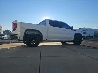 GMC Sierra 1500 2022 4x4 Elevation 4dr Crew Cab 5.8 ft. SB