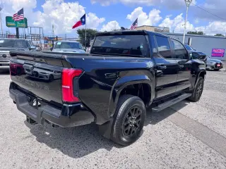 2024 Toyota Tacoma SR5 Dbl Cab 2WD at