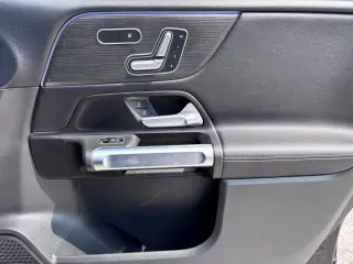 2023 Mercedes-Benz GLB-Class GLB 250 4MATIC