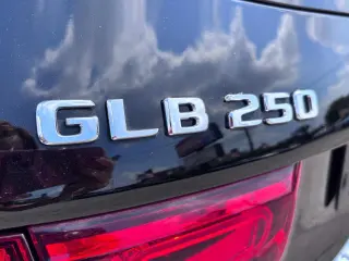 2023 Mercedes-Benz GLB-Class GLB 250 4MATIC