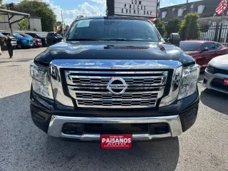 2022 Nissan Titan SV