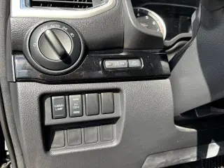 2022 Nissan Titan SV