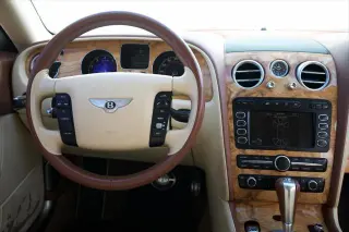 Bentley Continental 2009 AWD Flying Spur 4dr Sedan