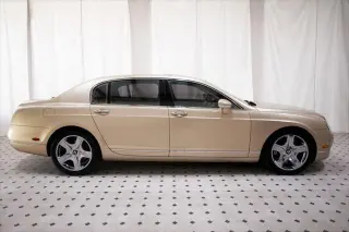 Bentley Continental 2009 AWD Flying Spur 4dr Sedan