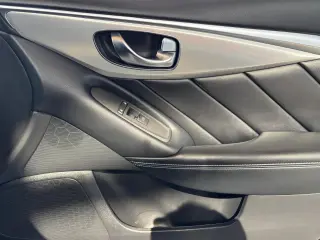 2021 Infiniti Q50 LUXE