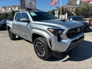 2024 Toyota Tacoma TRD Sport 2WD