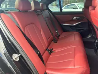 2023 BMW 3-Series 330i