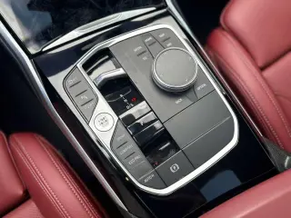 2023 BMW 3-Series 330i