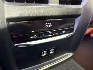 2023 BMW 3-Series 330i