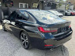 2023 BMW 3-Series 330i