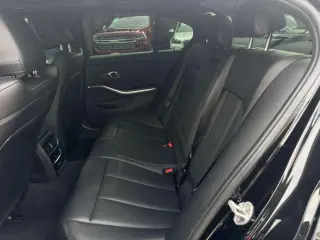 2024 BMW 3-Series 330i