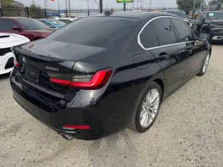 2024 BMW 3-Series 330i