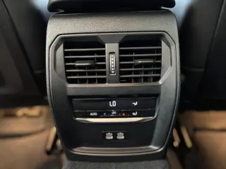 2024 BMW 330i 330i