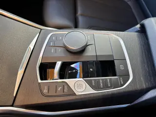 2024 BMW 330i 330i