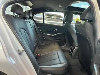 2024 BMW 330i 330i
