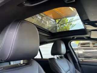 2024 BMW 330i 330i