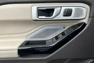 Ford Explorer 2023 AWD Platinum 4dr SUV