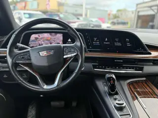 2021 Cadillac Escalade Luxury 2WD