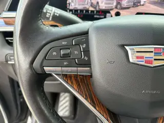 2021 Cadillac Escalade Luxury 2WD