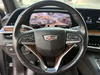 2021 Cadillac Escalade Luxury 2WD