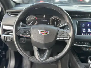 2023 Cadillac XT4 FWD Luxury