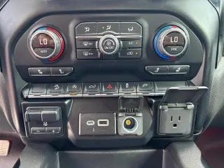 2019 Chevrolet Silverado 1500 RST Crew Cab 4WD