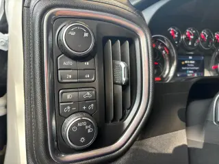 2019 Chevrolet Silverado 1500 RST Crew Cab 4WD