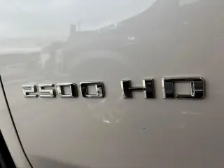 2020 Chevrolet Silverado 2500HD Crew Cab