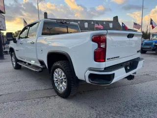 2020 Chevrolet Silverado 2500HD High Country Crew Cab Long Box 4WD