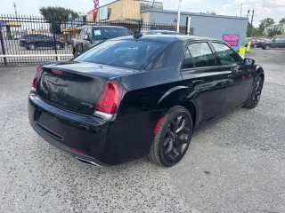 2022 Chrysler 300 S