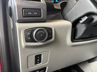 2017 Ford F-250 XLT Crew Cab 4WD