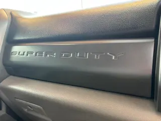 2017 Ford F-250 XLT Crew Cab 4WD