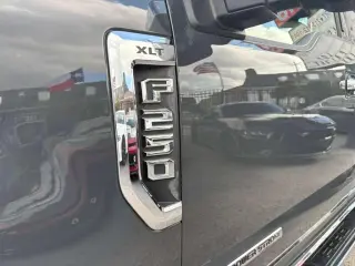 2021 Ford F-250 SD XL Crew Cab 4WD