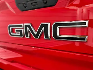 2020 GMC Sierra 1500 Elevation Crew Cab 4WD