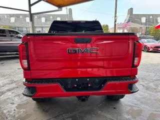 2020 GMC Sierra 1500 Elevation Crew Cab 4WD
