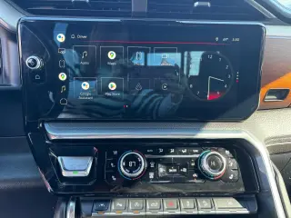 2022 GMC Sierra 1500 Denali Crew Cab