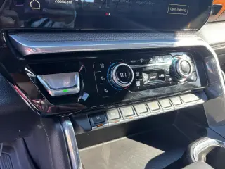 2022 GMC Sierra 1500 Denali Crew Cab